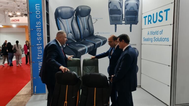 Trust-Seats BusWorld 10